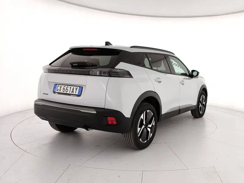 Peugeot 2008 nuova a Caserta (6)