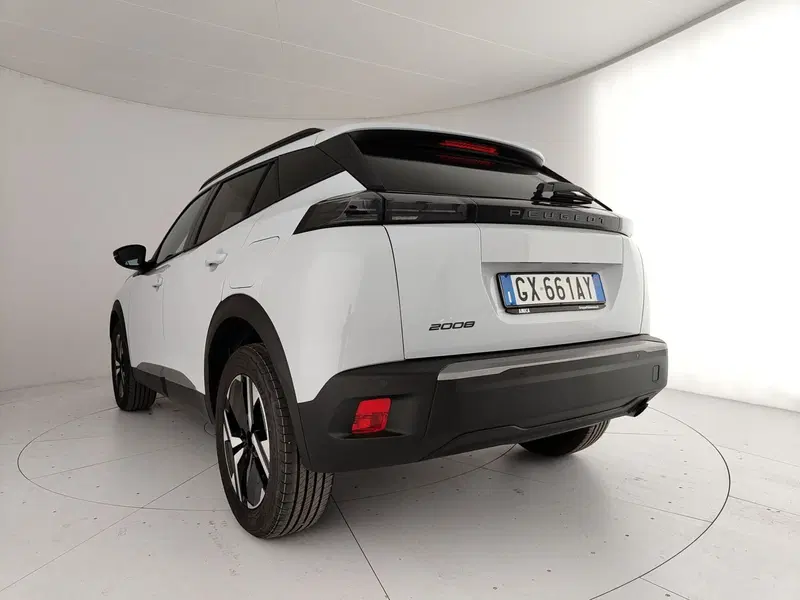 Peugeot 2008 nuova a Caserta (9)