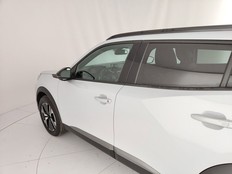 Peugeot 2008 nuova a Caserta (12)