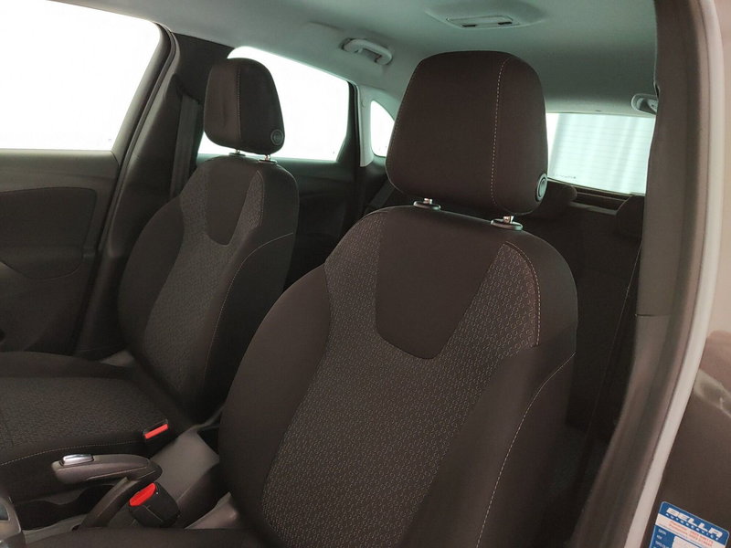 Opel Crossland usata a Caserta (17)