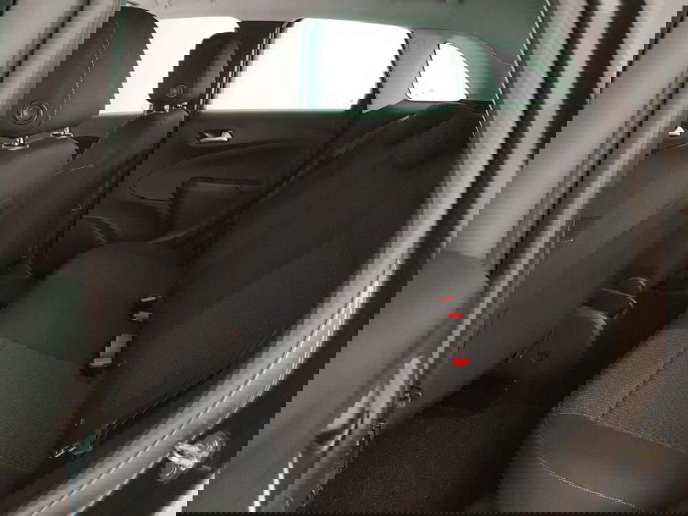 Opel Crossland usata a Caserta (18)