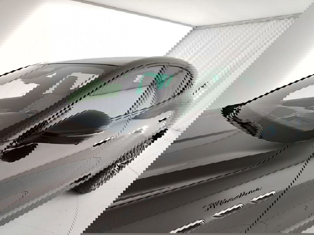 Maserati Grecale usata a Caserta (16)