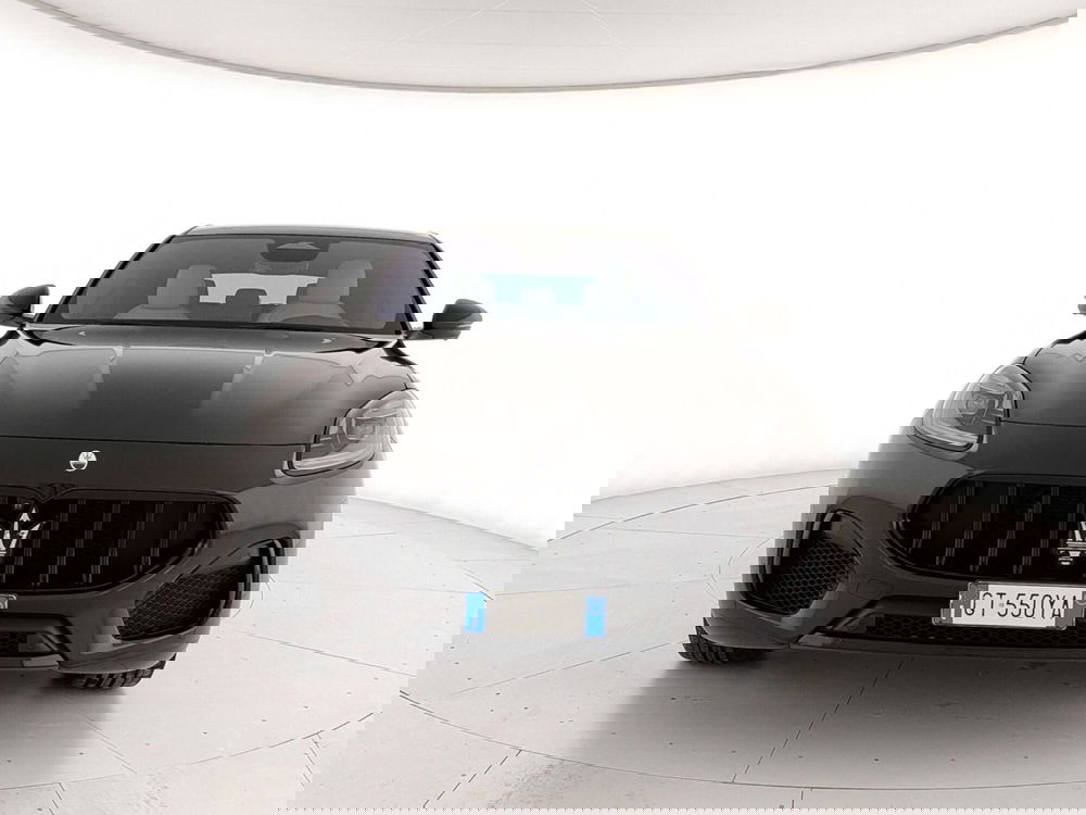 Maserati Grecale usata a Caserta (2)