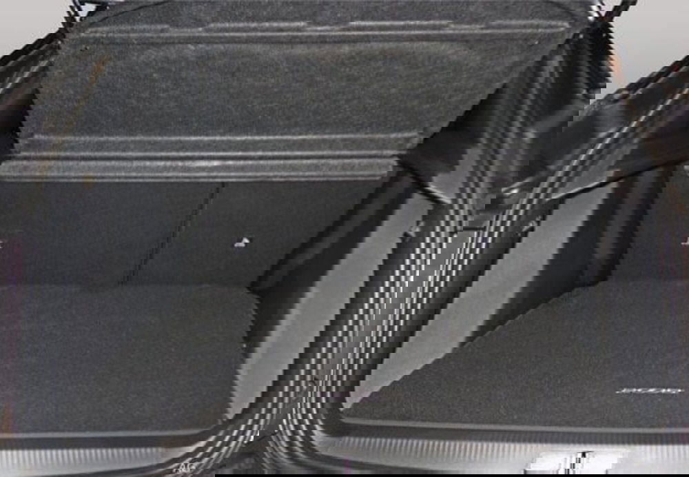 Peugeot 2008 nuova a Caserta (4)