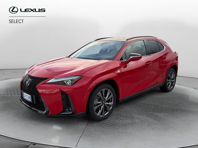 Lexus UX 300h 2.0 F-Sport 4wd cvt del 2024 usata a Melilli