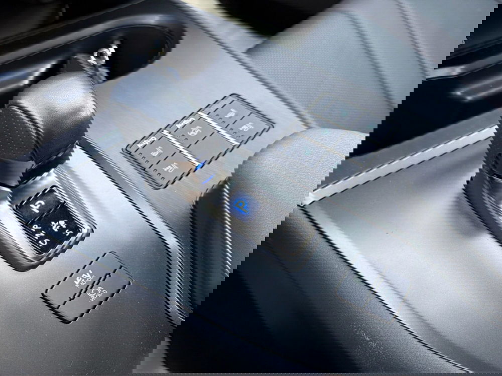 Lexus UX usata a Siracusa (15)