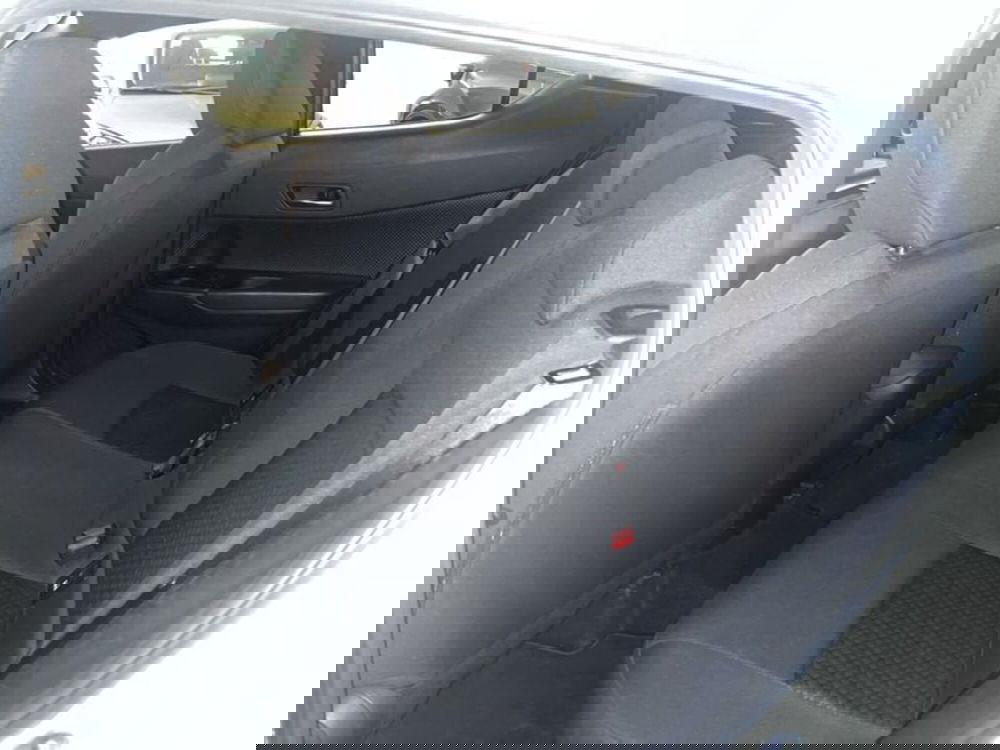 Toyota Toyota C-HR usata a Vicenza (12)