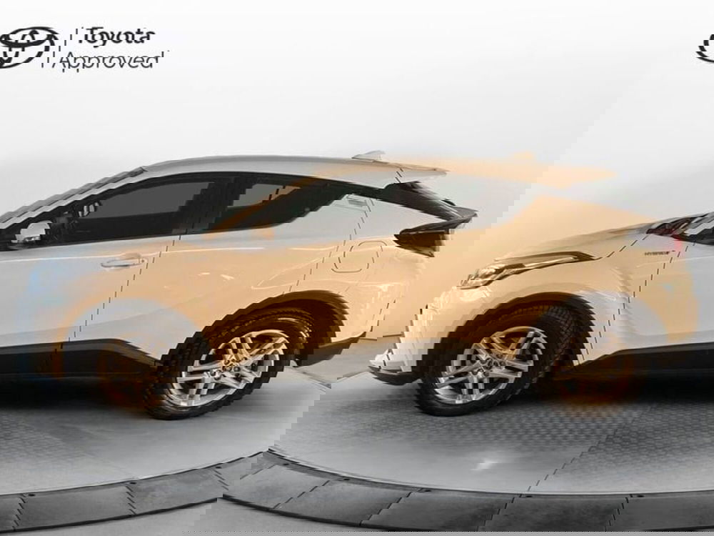 Toyota Toyota C-HR usata a Vicenza (7)