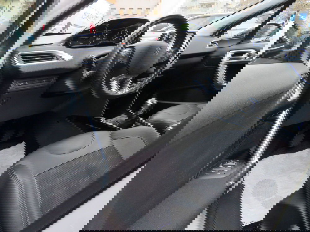 Peugeot 2008 usata a Monza e Brianza (9)