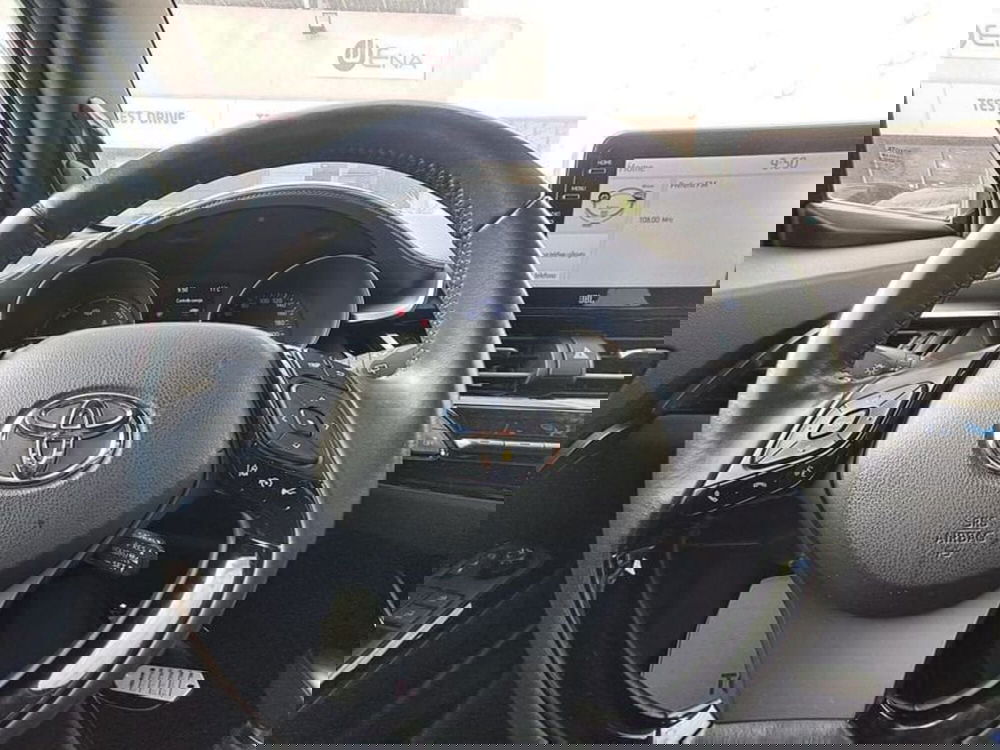 Toyota Toyota C-HR usata a Cagliari (15)