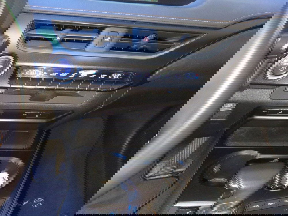 Lexus UX usata a Milano (17)