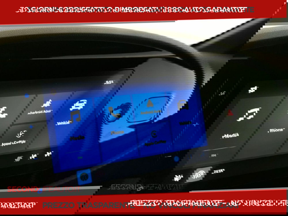 Toyota Aygo X nuova a Campobasso (13)