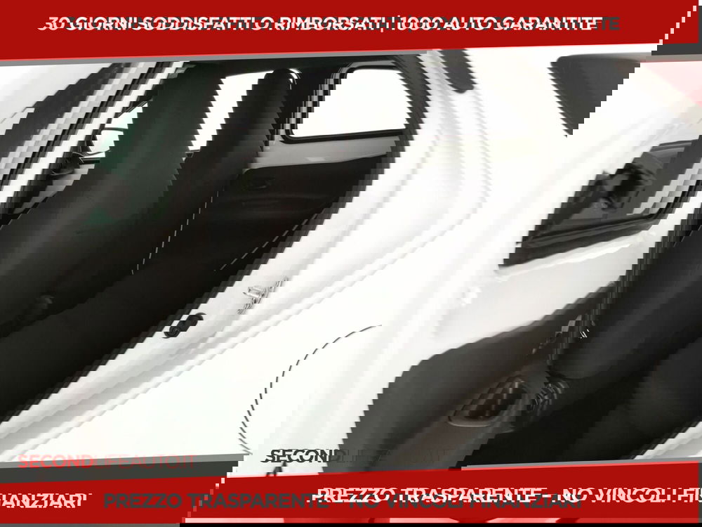 Toyota Aygo X nuova a Campobasso (6)