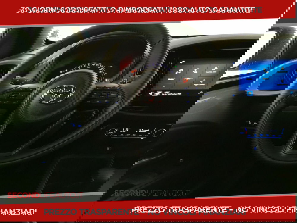 Toyota Aygo X nuova a Campobasso (8)