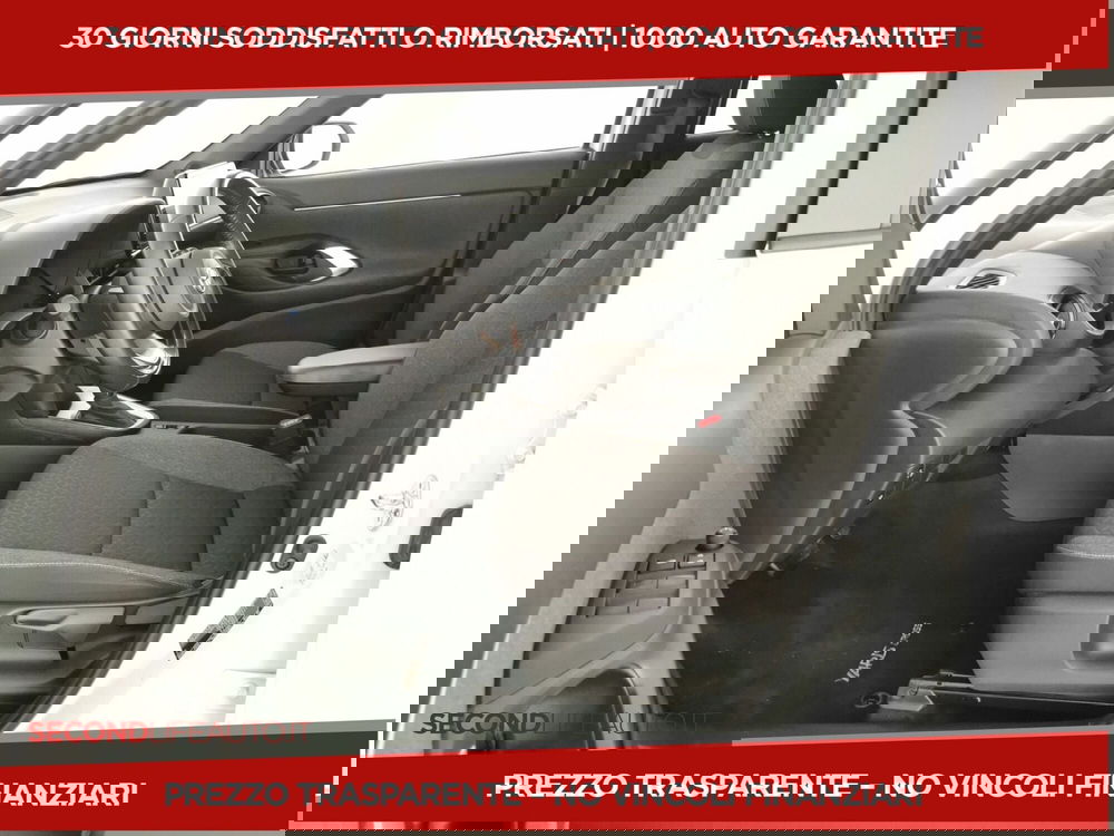 Toyota Yaris Cross usata a Chieti (5)