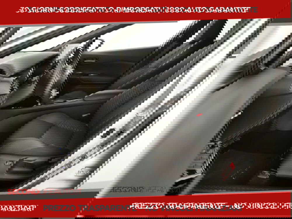 Toyota Toyota C-HR usata a Chieti (5)