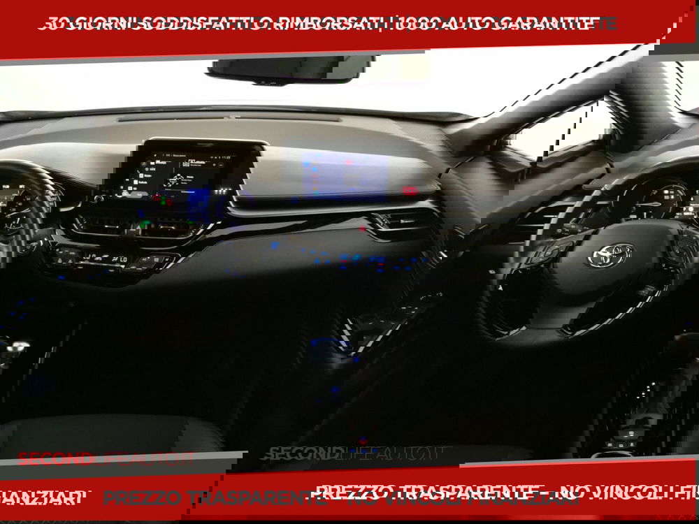 Toyota Toyota C-HR usata a Chieti (8)