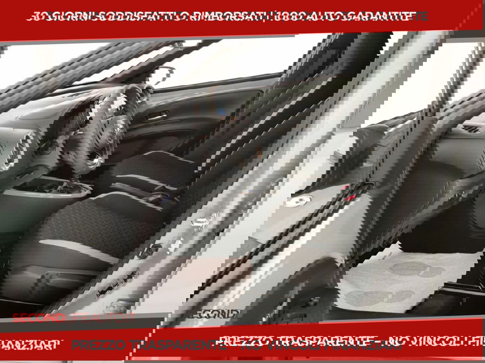 Toyota Aygo X nuova a Chieti (5)