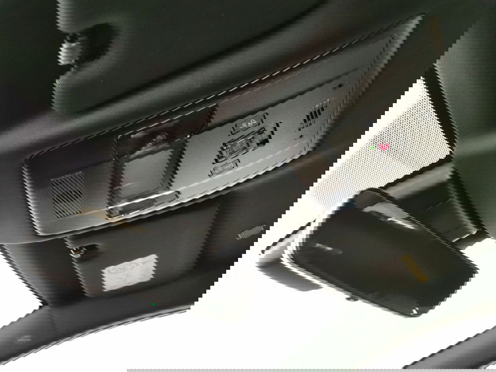 Lexus UX usata a Chieti (18)