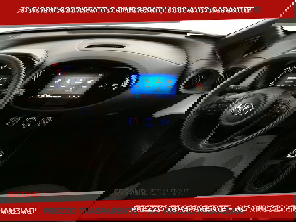 Toyota Aygo X nuova a Chieti (8)