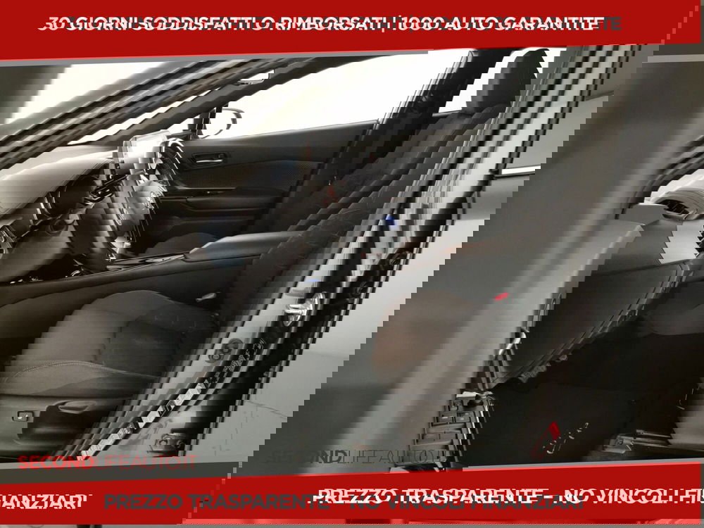 Toyota Toyota C-HR usata a Chieti (5)