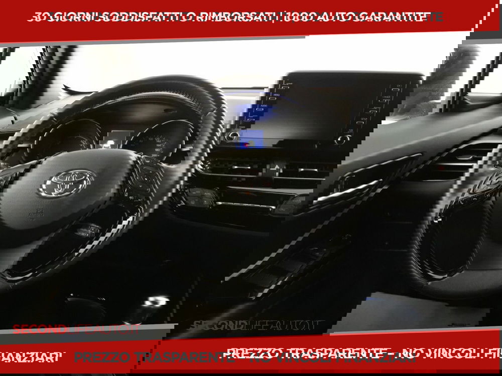 Toyota Toyota C-HR usata a Chieti (7)