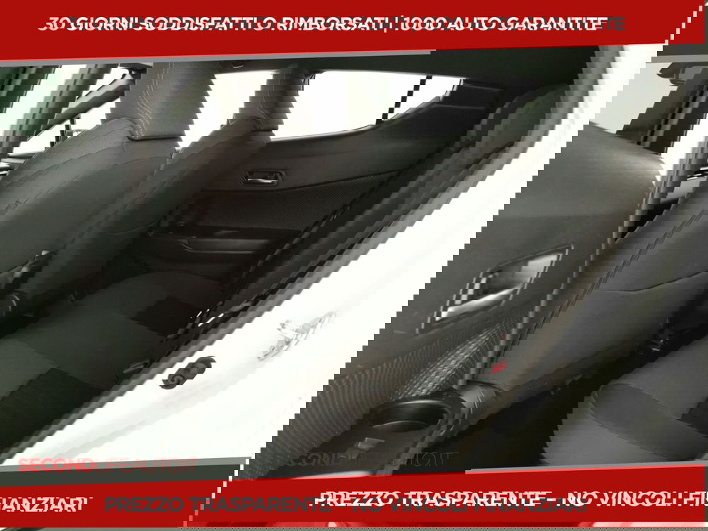 Toyota Toyota C-HR usata a Chieti (6)