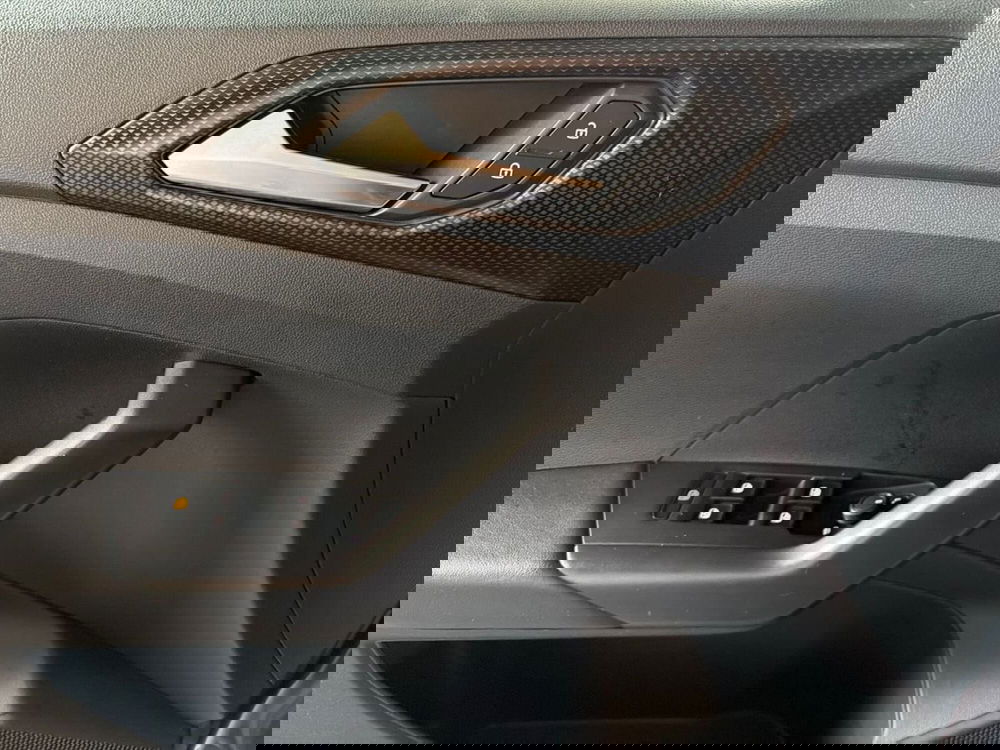 Volkswagen T-Cross usata a Bergamo (18)