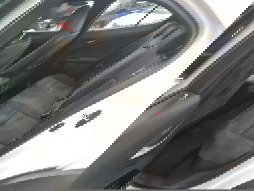 Lexus UX usata a Bologna (9)