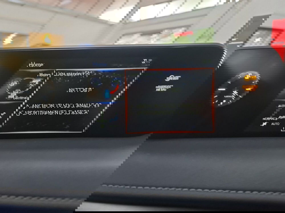 Lexus UX usata a Bologna (12)