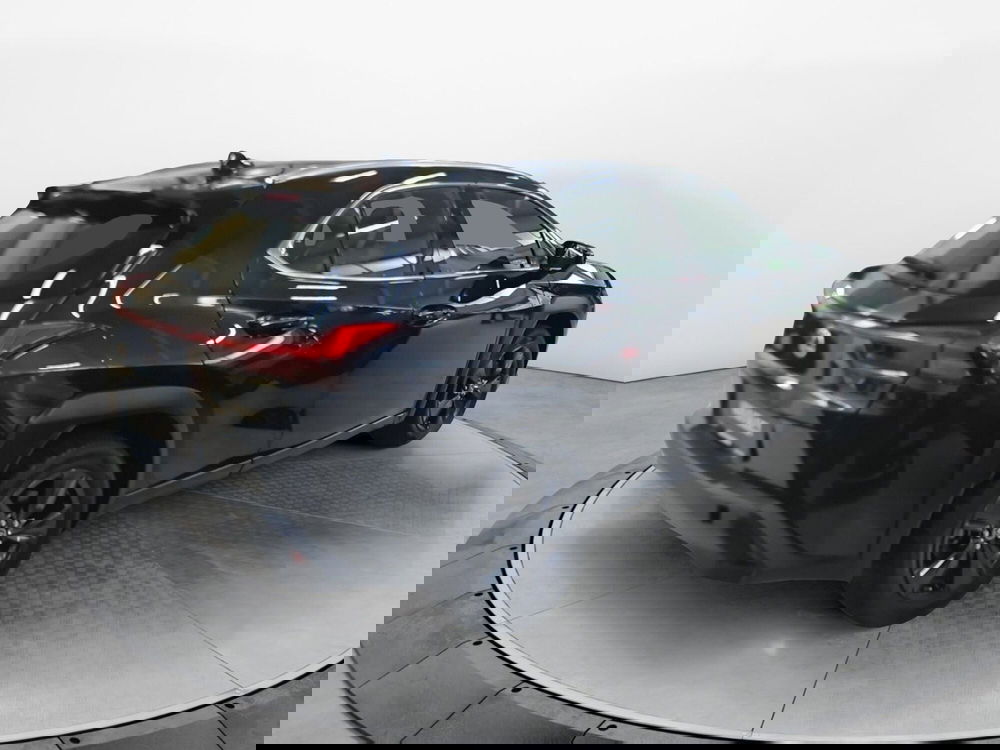 Lexus UX usata a Bologna (6)