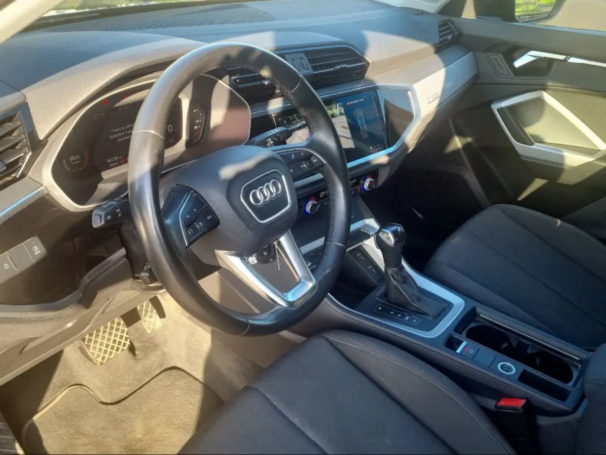 Audi Q3 Sportback usata a Firenze (13)