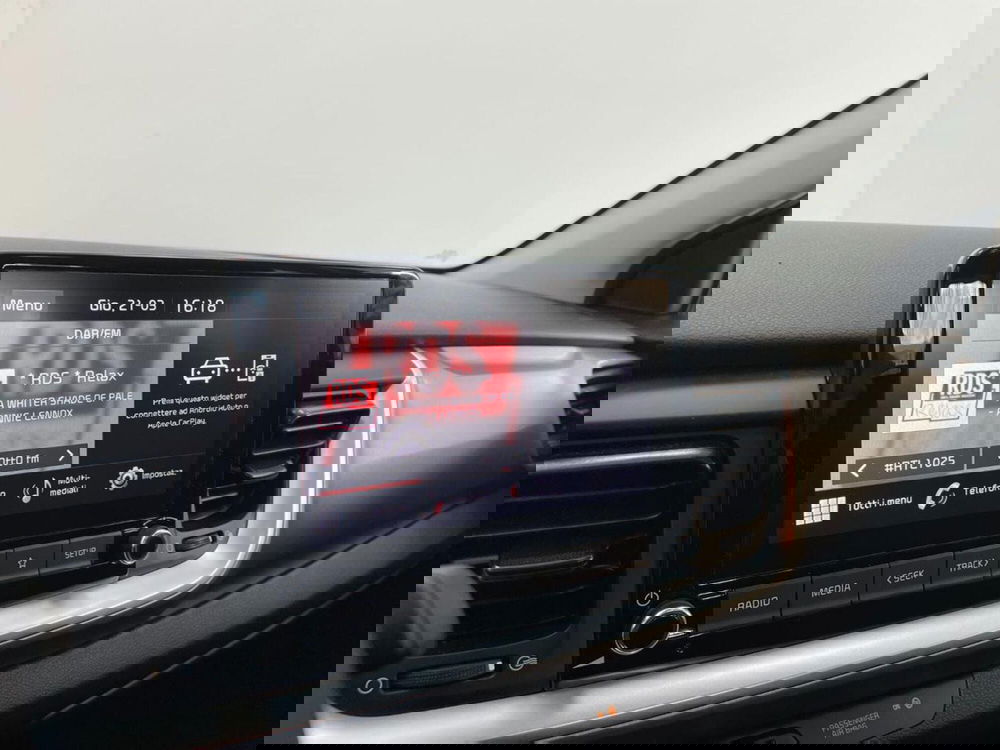 Kia Stonic usata a Como (14)