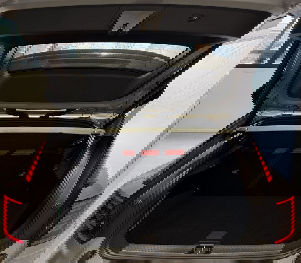 Volvo EX30 usata a Parma (12)