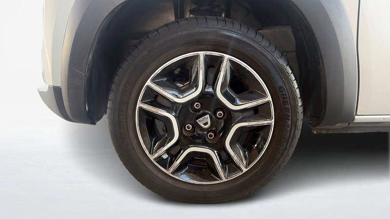 Dacia Spring usata a Catania (5)