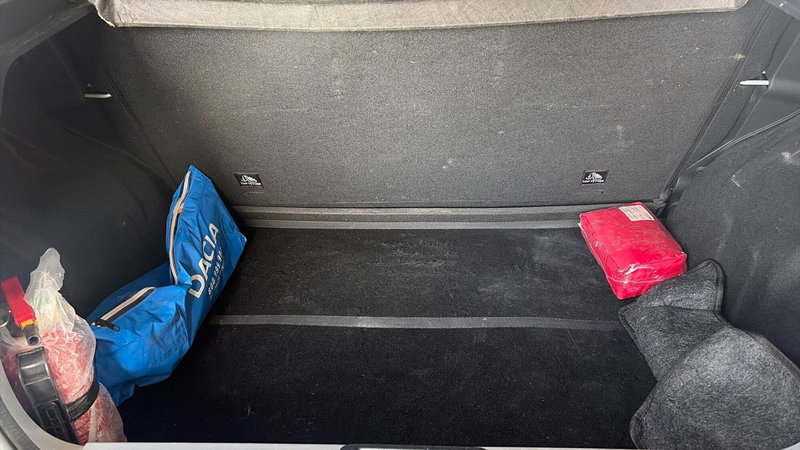 Dacia Spring usata a Catania (9)