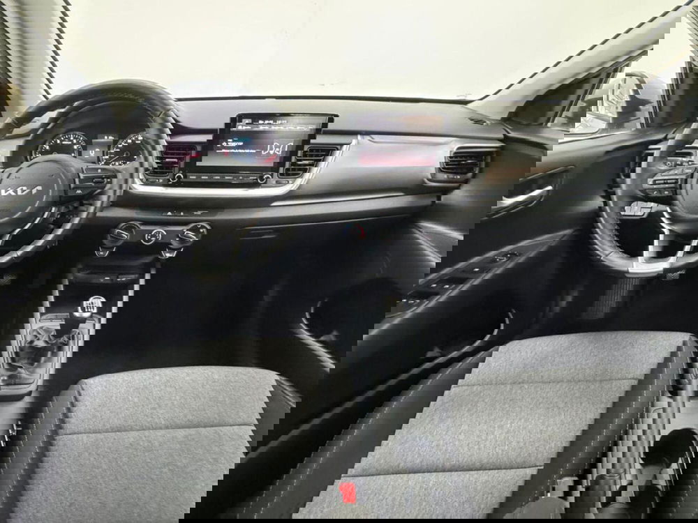 Kia Stonic usata a Como (4)