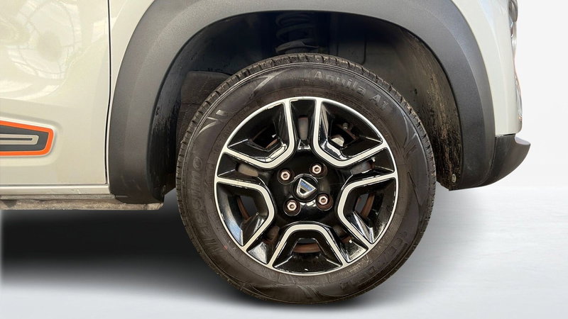 Dacia Spring usata a Catania (18)