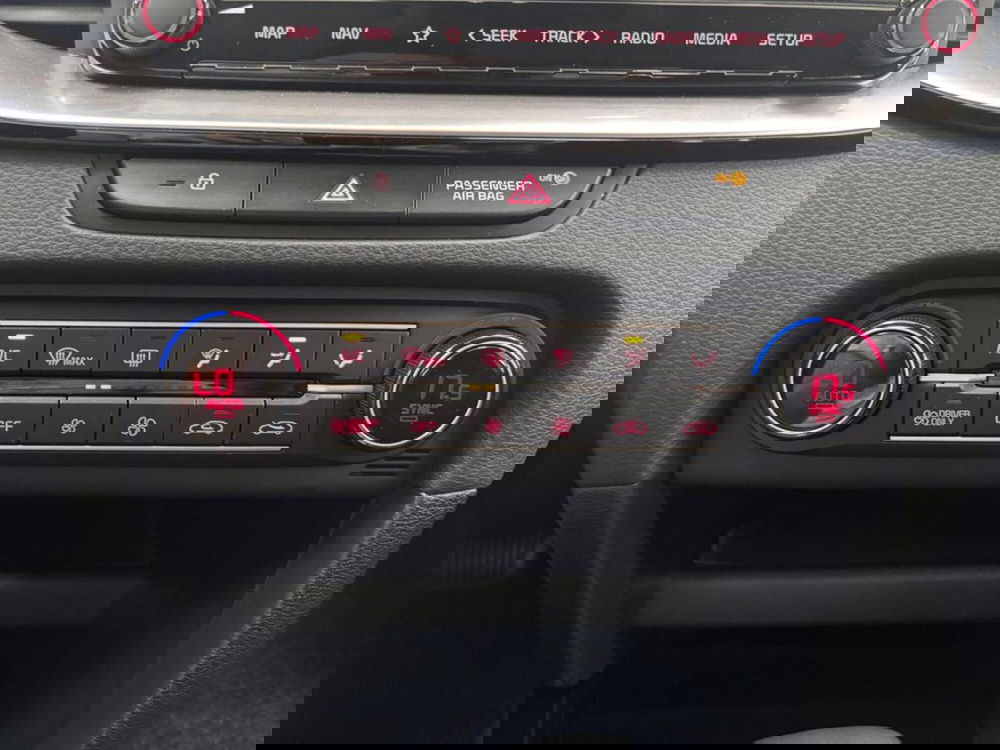 Kia XCeed usata a Como (18)