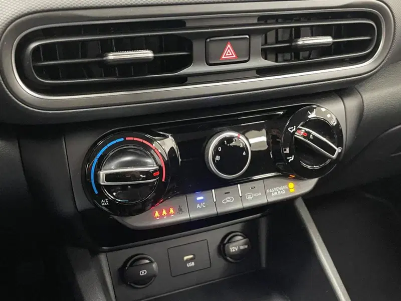 Hyundai Kona usata a Como (18)