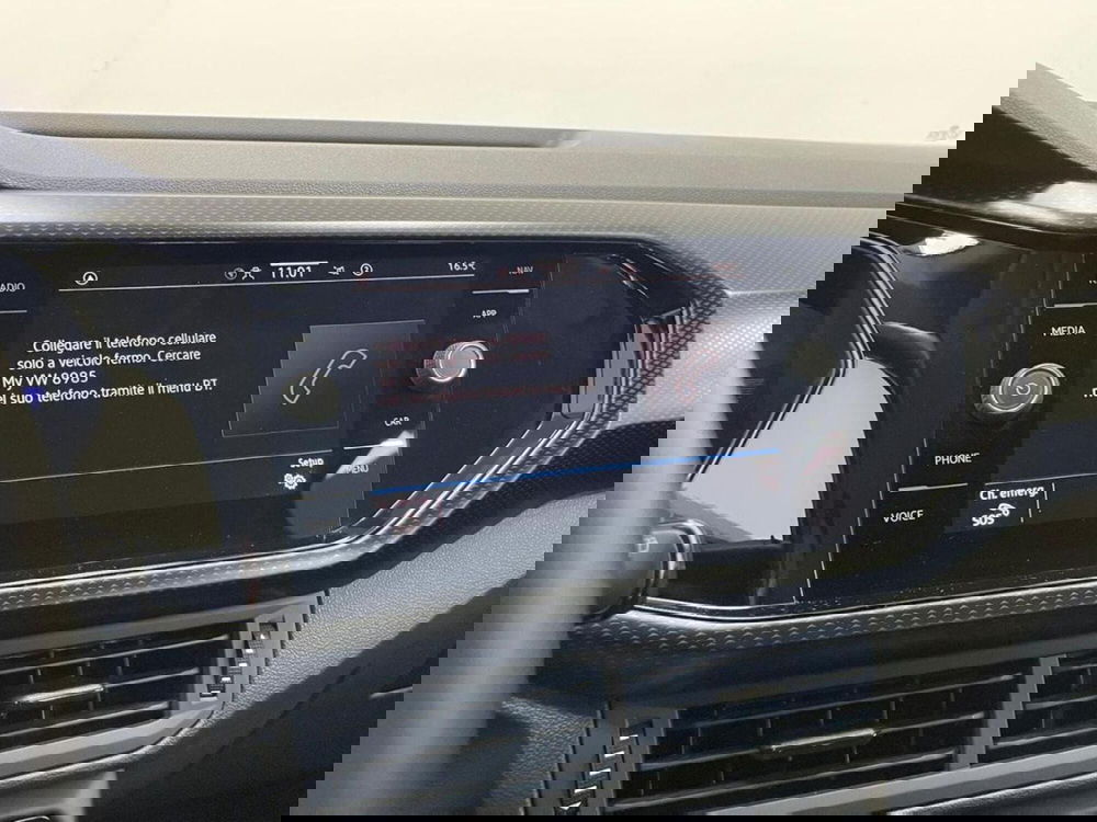 Volkswagen T-Cross usata a Como (14)