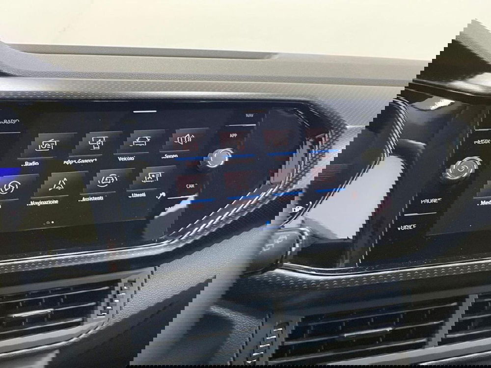 Volkswagen T-Cross usata a Como (15)