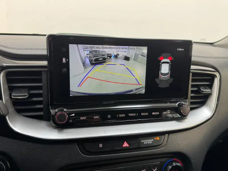 Kia XCeed usata a Como (19)