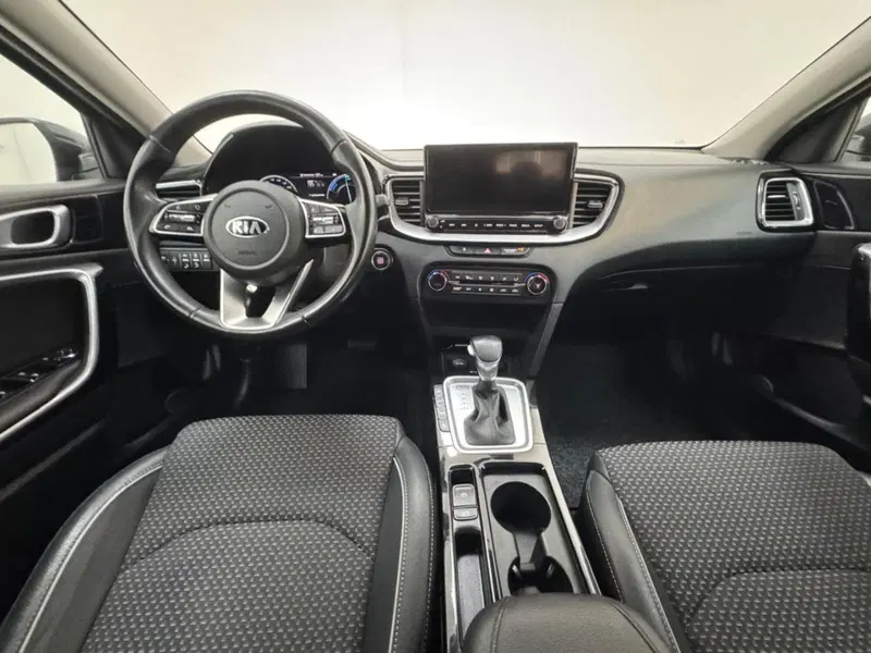 Kia XCeed usata a Como (4)