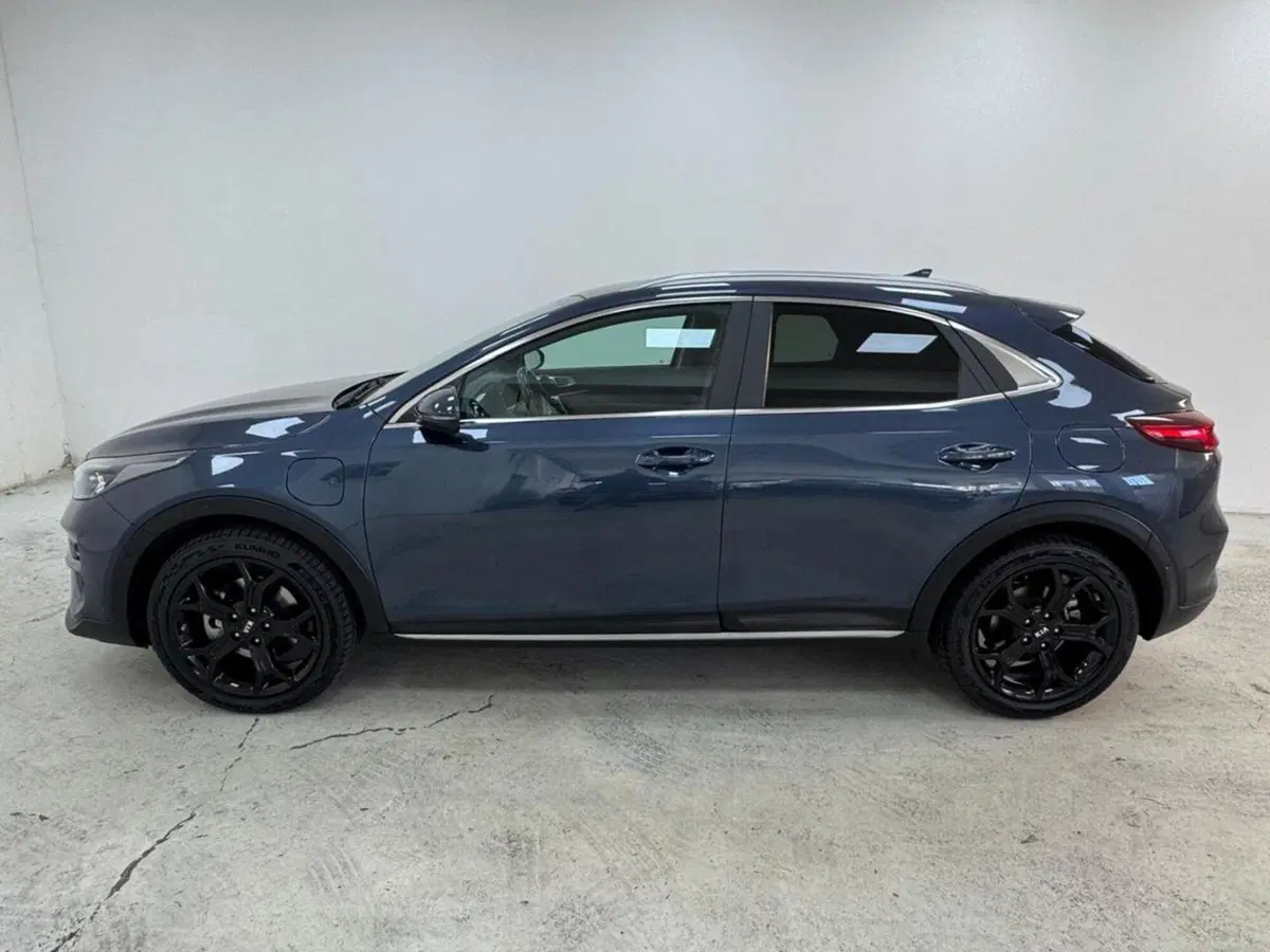 Kia XCeed usata a Como (8)