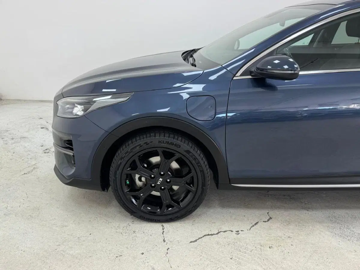 Kia XCeed usata a Como (9)