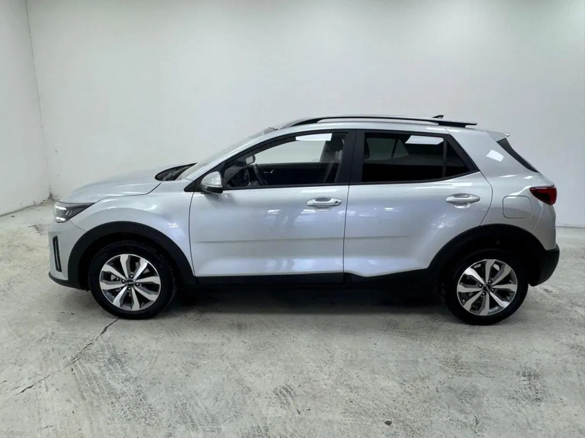 Kia Stonic usata a Como (8)