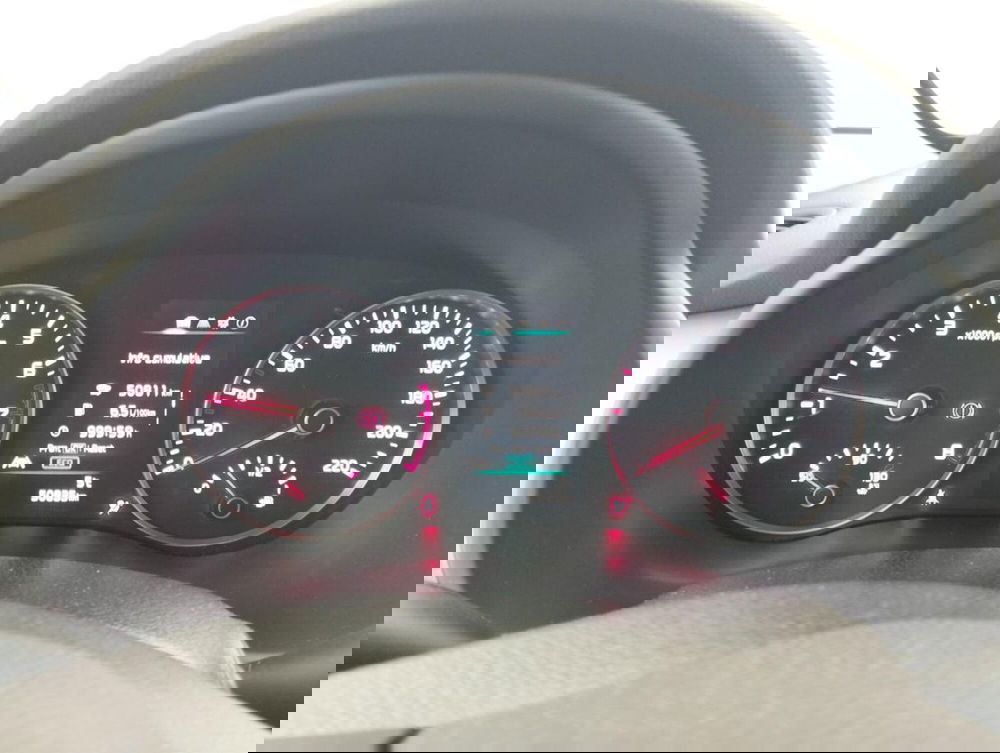 Kia Stonic usata a Como (11)