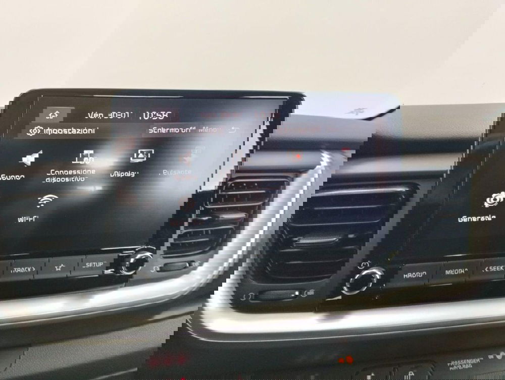 Kia Stonic usata a Como (14)