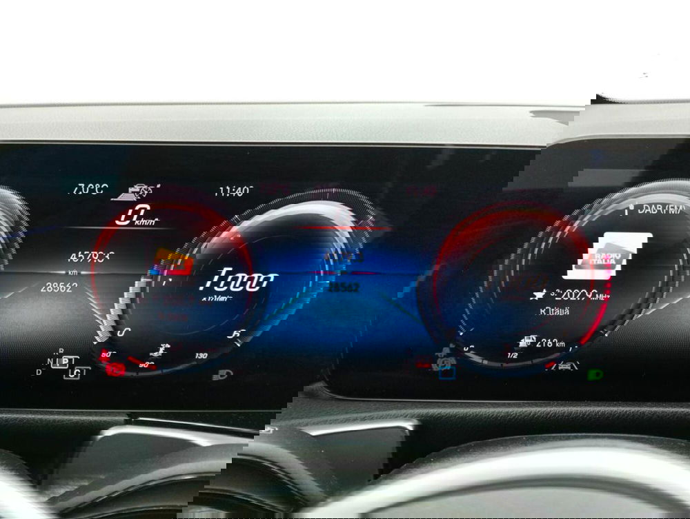 Mercedes-Benz GLB usata a Como (11)